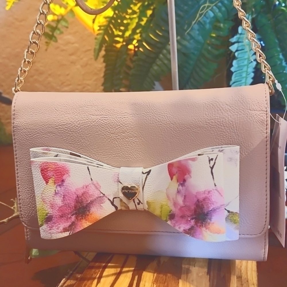 NWT BETSEY JOHNSON BOW CROSSBODY/WALLET - Picture 3 of 6